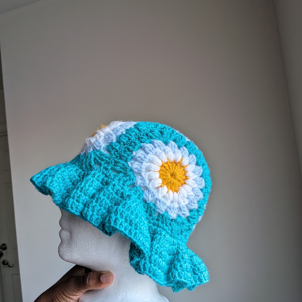 Handmade Crochet Floral Hat - Turquoise and White